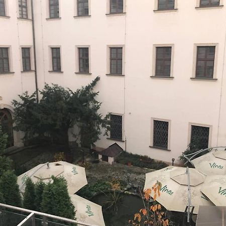 Apartment Right In The Center Of Brünn Exterior foto